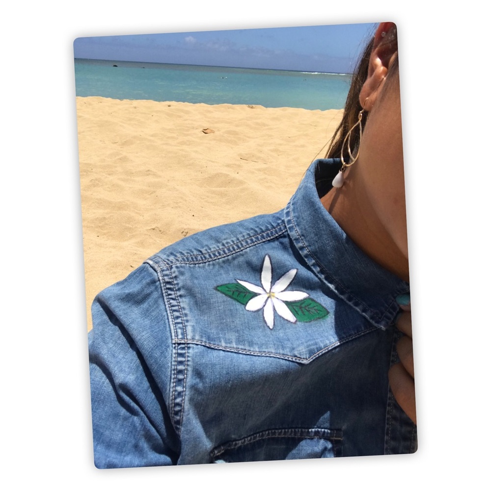 Hand-painted Tiare Flower LUCKY BRAND Denim Shirt!